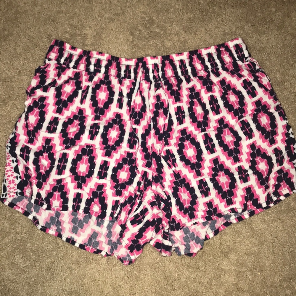 Crown&Ivy Shorts